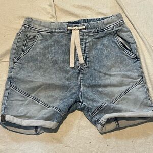 Zara Jean Shorts size S